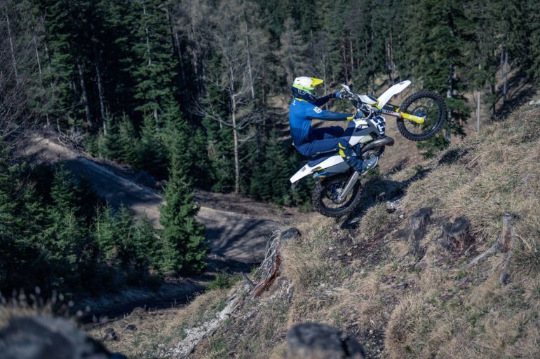 FuelUniverse Husqvarna Enduro generación 2020