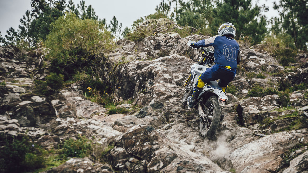 FuelUniverse Husqvarna Presenta Su Gama Enduro TE Y FE 2021