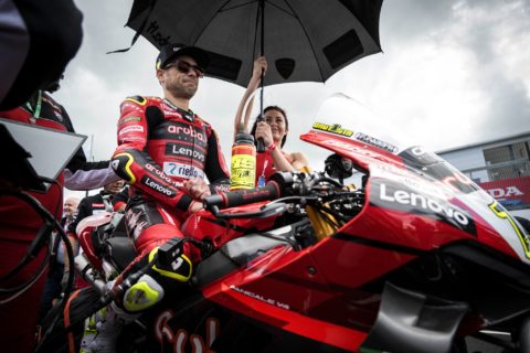 Álvaro Bautista volverá a correr en MotoGP