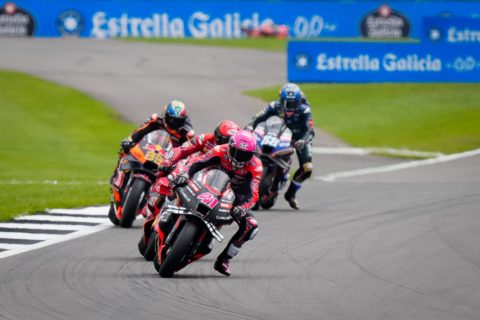 Victorias españolas en el regreso de MotoGP en Silverstone