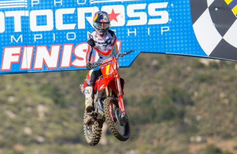 Jett Lawrence arrancó el Pro Motocross y sigue invicto