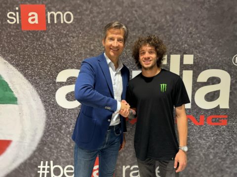 Marco Bezzecchi correrá para Aprilia desde 2025