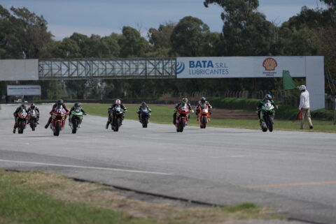 CAV SBK: Comienzo de grandes duelos en Río IV