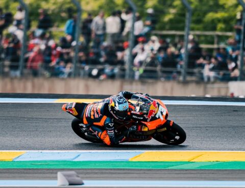 Valentín Perrone, nuevo top ten y primero en los Test