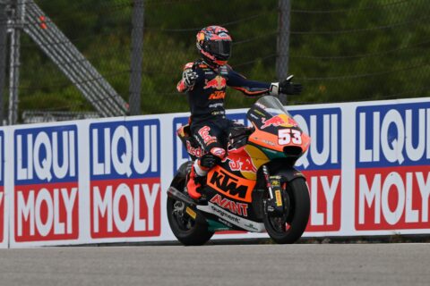 Segunda victoria de Deniz Öncü; Manu González sigue líder