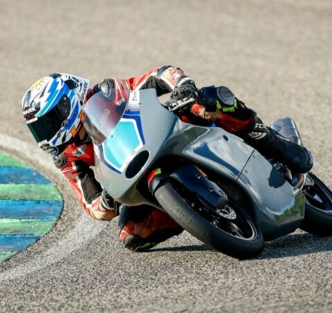 Facundo Medina correrá la último del ESBK con el Aipar