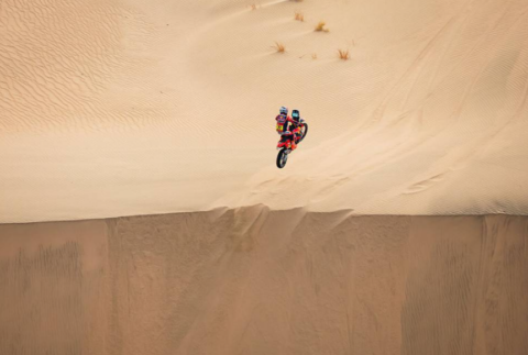 Benavides es puntero otra vez, pero la diferencia es mínima