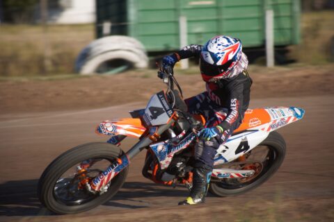 Posse y Giles: Victorias de Juan José Coduri y Sebastián Almirón