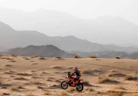 Brabec ganó y tiene ventaja sobre un Benavides que aún puede