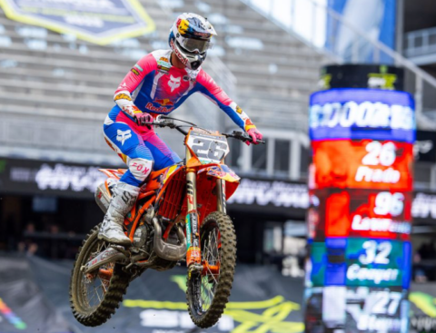 Jorge Prado, lesionado en Seattle