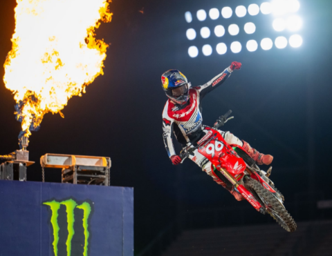 Hunter Lawrence y otro triunfo implacable