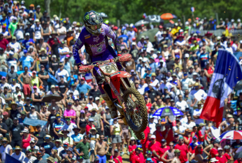 Herlings y Farrés brillan bajo el calor francés en Lacapelle-Marival