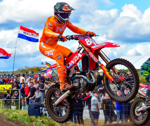 Herlings festejó en casa y quedó a un paso de su sexto título mundial